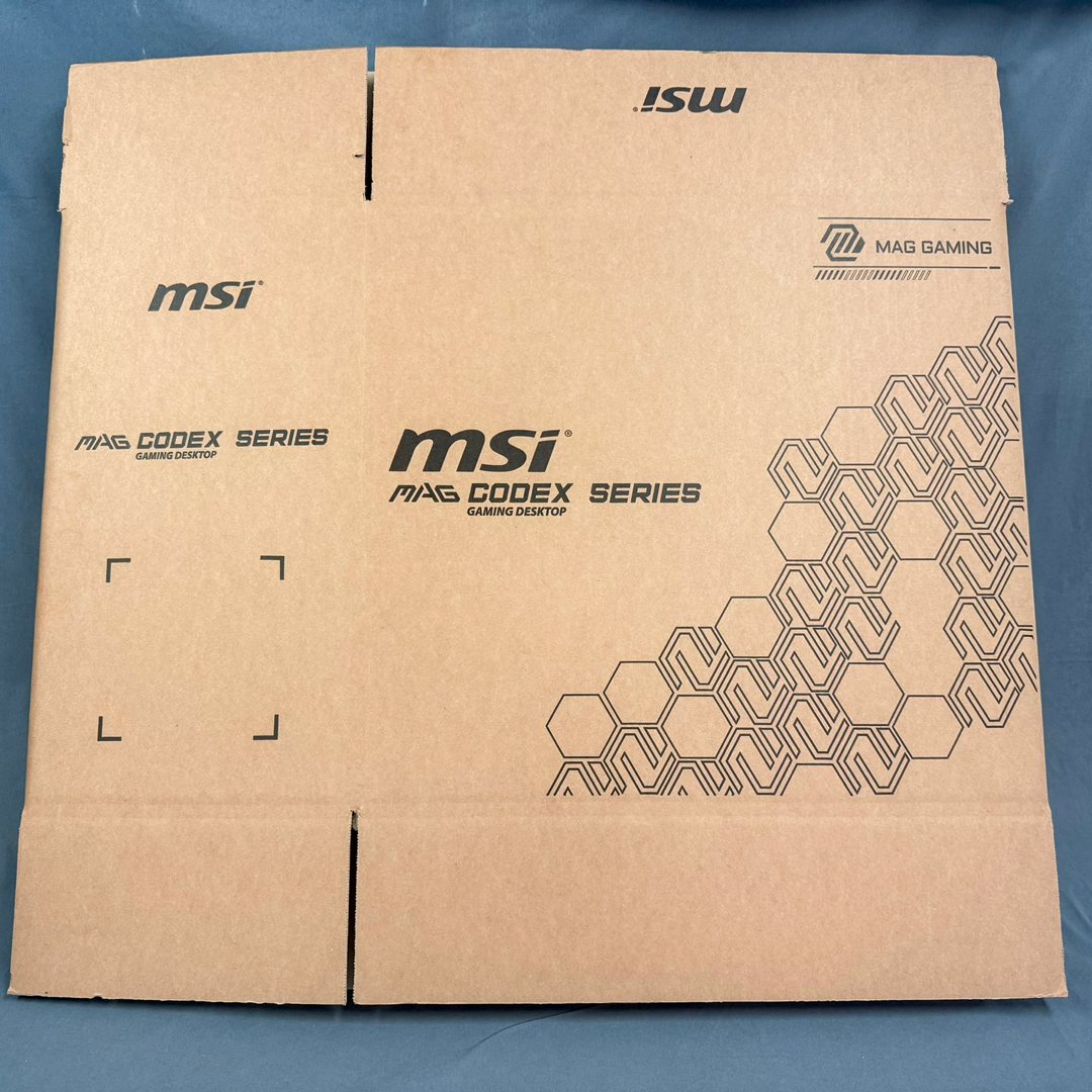 ゲーム用デスクトップコンピュータの段ボールケースの事例